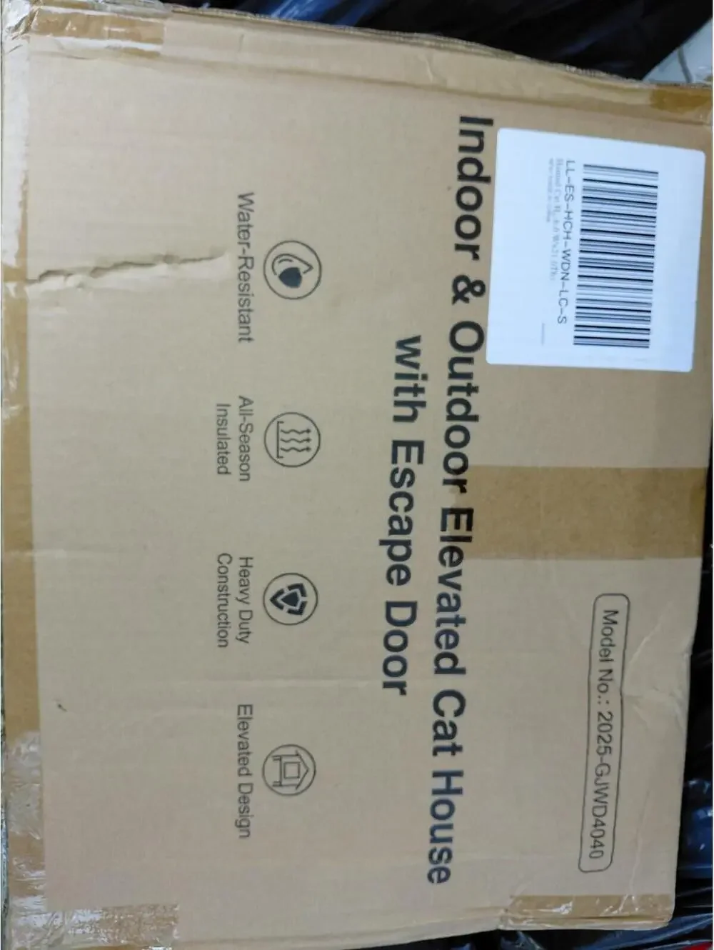 Pawcrus Elevated heated cat house indoor outdoor New In Box This One Is Mine